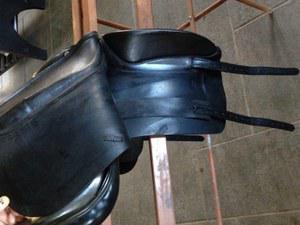 medium tree dressage saddle