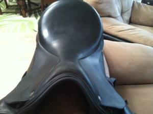 18.0 in seat dressage saddle