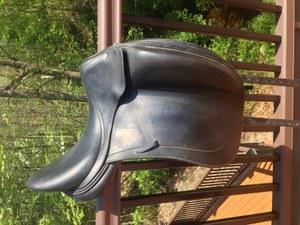 Lapogee dressage saddle for sale