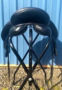 Custom Saddlery saddle