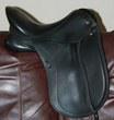 17.5 in seat Schleese dressage saddle for sale